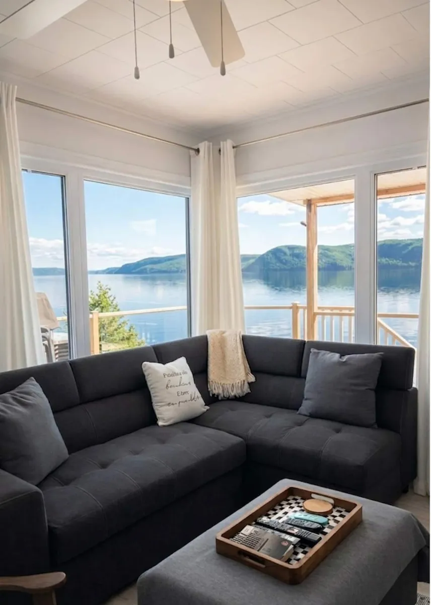 Le fjord du Saguenay depuis le Domaine des Petites Marées